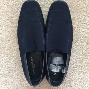 Donald Pliner tight weave cloth loafers